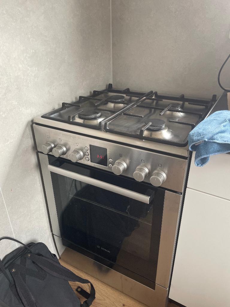 Bosch gasfornuis met oven, Ophalen, Gebruikt, 60 cm of meer, 4 kookzones