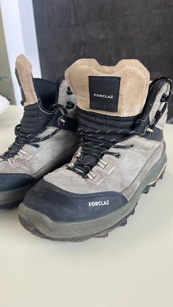 Forclaz waterdichte leren bergschoenen maat 40, Sport en Fitness, Bergsport en Wandelen, Ophalen of Verzenden, Zo goed als nieuw