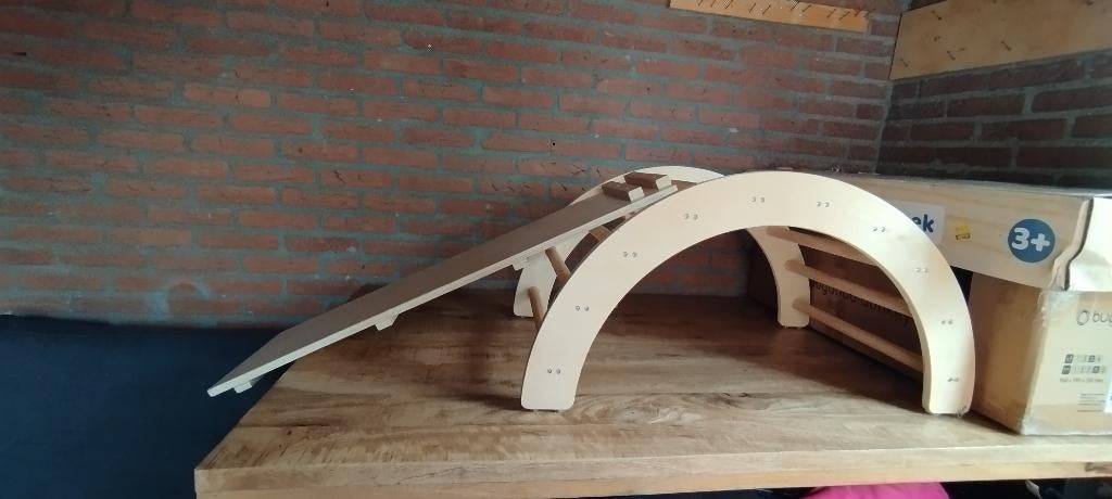 Houten klimboog met glijbaan/ omkeerbare trap, Kinderen en Baby's, Speelgoed | Houten speelgoed, Ophalen, Nieuw, Overige typen