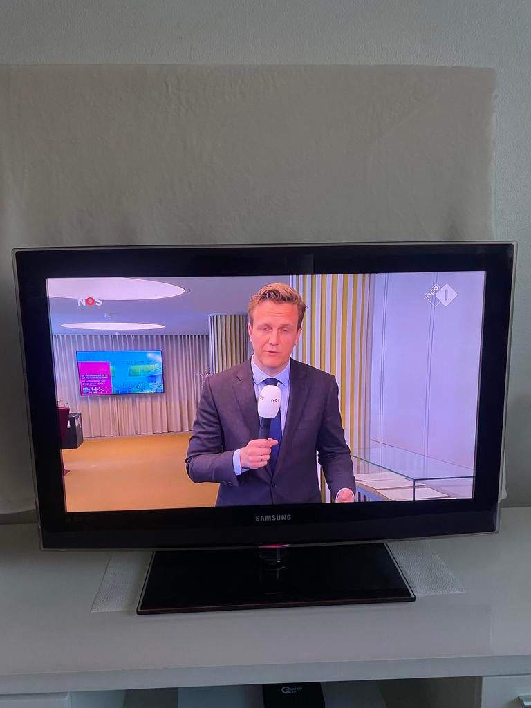 Samsung TV Full HD 32 inch in goede staat, 50 Hz, LCD, Zo goed als nieuw, Samsung