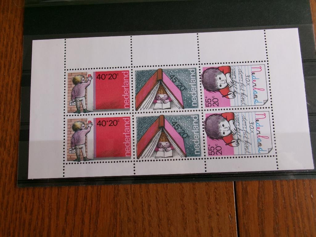 1978 - pf blok kinderzegels (629b), Postzegels en Munten, Verzenden, Postfris