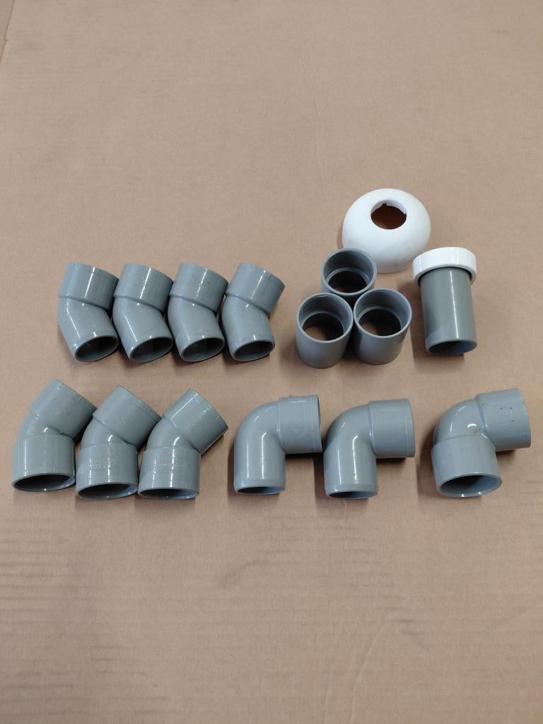 Partij 40 mm PVC bochten en koppelstukken, Doe-het-zelf en Verbouw, Buizen en Afvoer, Bochten, Pvc, Ophalen of Verzenden, Minder dan 2 meter