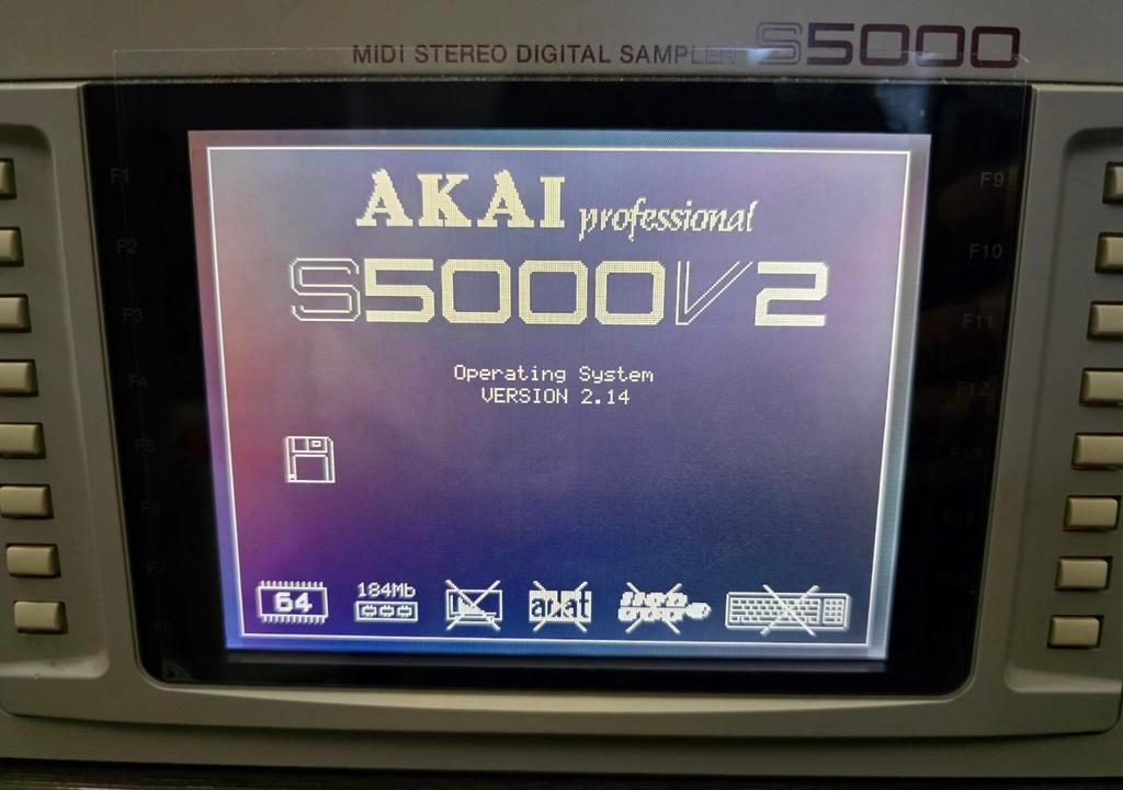 Akai S5000 (184mb 64 voice 8 outputs), Ophalen of Verzenden, Zo goed als nieuw