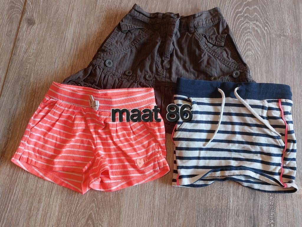 Leuke shorts  rokjes voor meisjes, maat 86, Kinderen en Baby's, Babykleding | Maat 86, Gebruikt, Meisje, Broekje, Ophalen of Verzenden