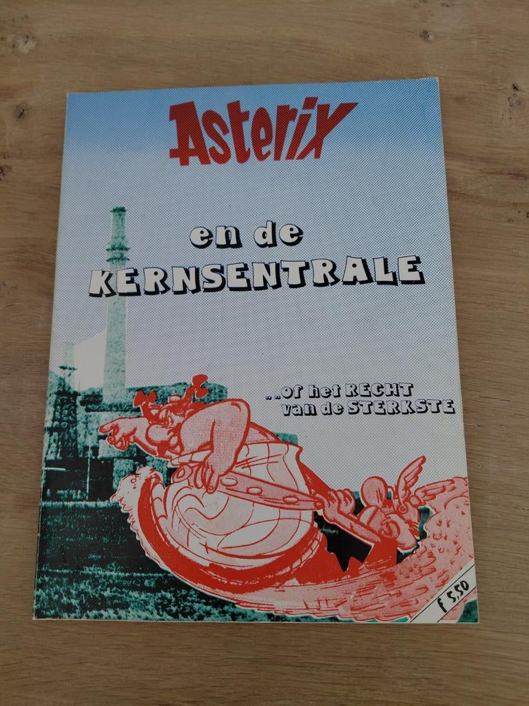 Asterix en de Kerncentrale - Zeldzaam stripboek, Eén stripboek, Ophalen of Verzenden, Gelezen, Onbekend (parodie)