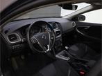 Volvo V40 2.0 D2 Momentum | Navigatie | Voorstoelen verwarmd, Auto's, Voorwielaandrijving, Gebruikt, 4 cilinders, Isofix