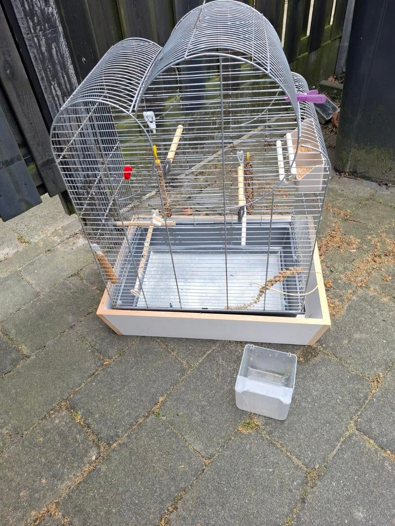 Goede vogelkooi, Dieren en Toebehoren, Vogels | Hokken en Kooien, Ophalen, Gebruikt, Metaal, Vogelkooi