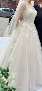 Elegante Trouwjurk met Sluier - Maat S, M, L, Ophalen, Zo goed als nieuw, Wit, Trouwjurk