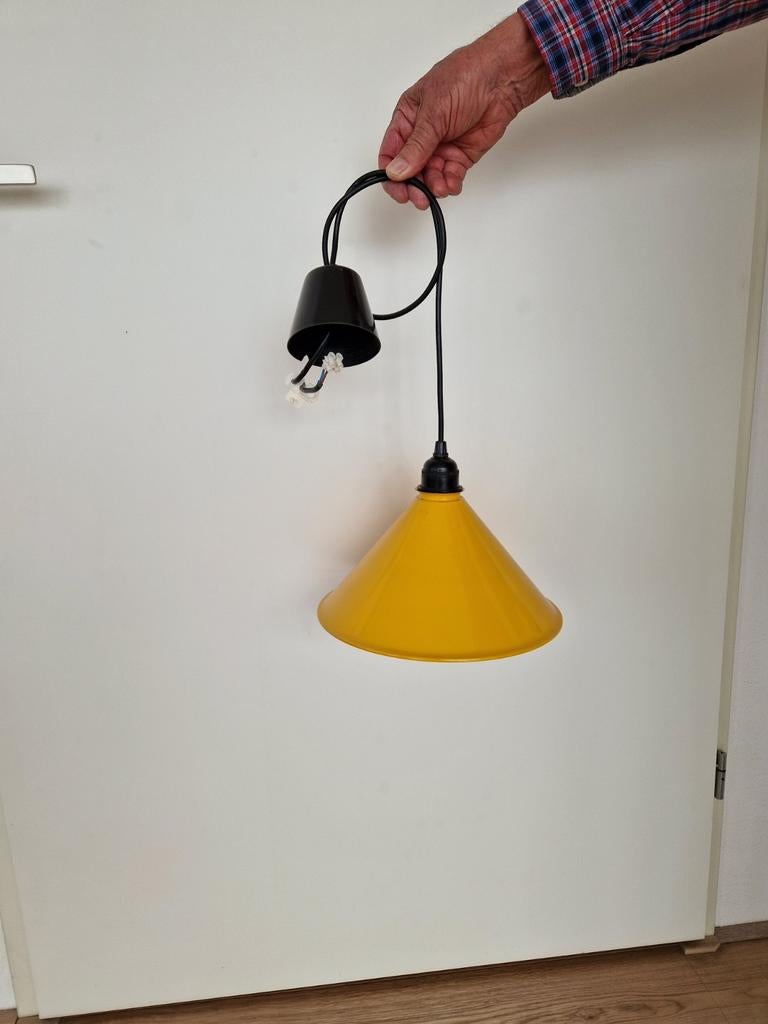 Retro hanglamp geel, Huis en Inrichting, Lampen | Hanglampen, Ophalen, Metaal, Minder dan 50 cm