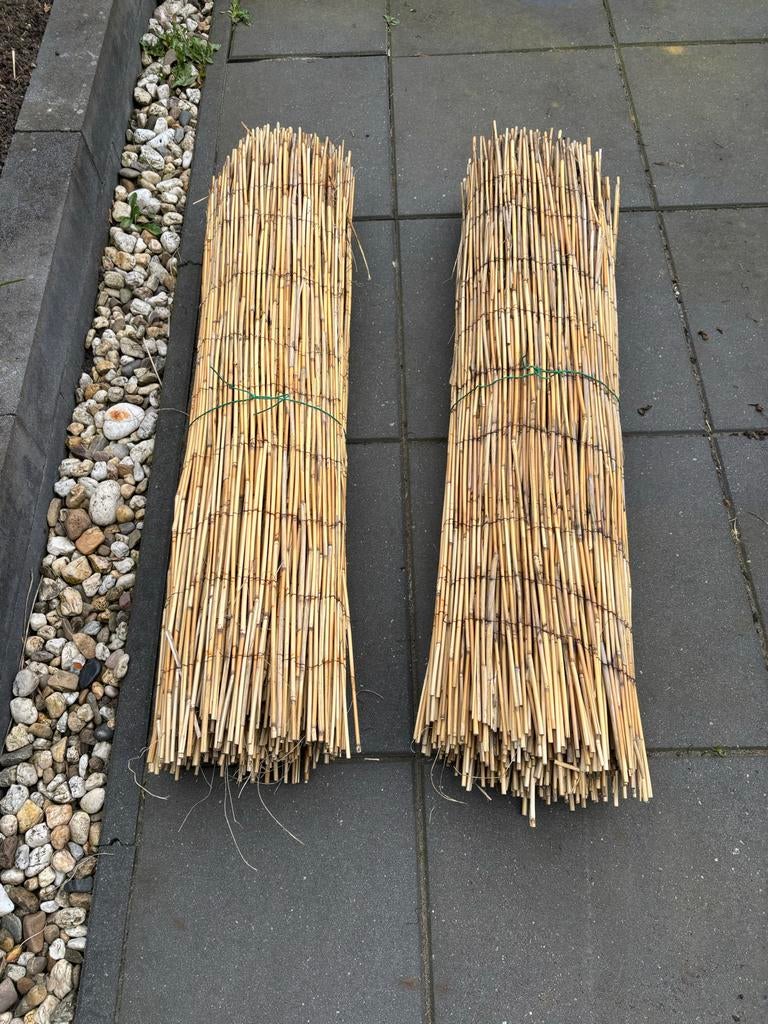 Twee rietmatten 550x100 cm, Ophalen of Verzenden, Gebruikt, Overige materialen, 150 tot 200 cm