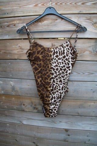 Badpak bruin Tweka mt 38B Vaste prijs, Bruin, Verzenden, Badpak, Zo goed als nieuw