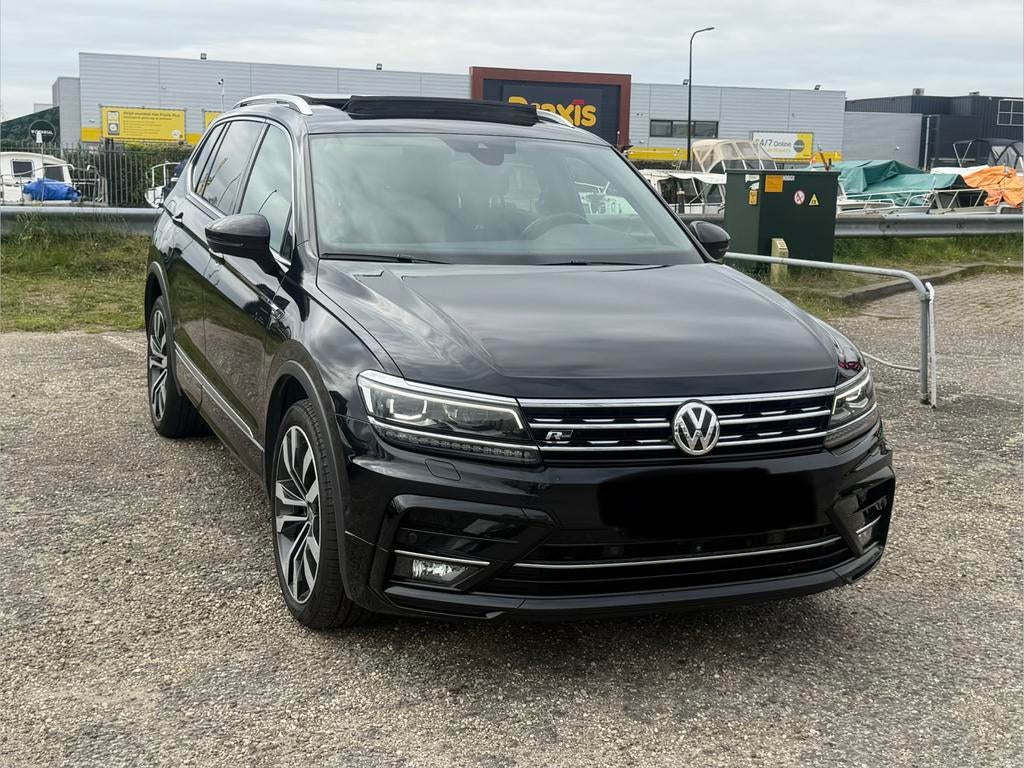 Zeer nette tiguan allspace 7zits 2.0 tsi 4 motion, Auto's, Automaat, USB, Zwart, Leder