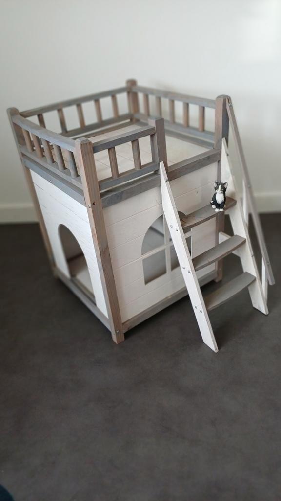 Kattenhuis met dakterras., Dieren en Toebehoren, Kattenmanden, Nieuw, Ophalen