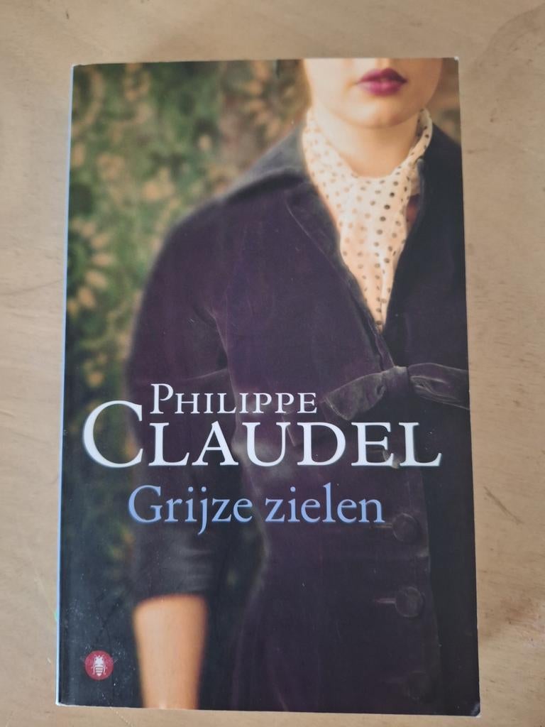 Grijze zielen - Philippe Claudel (Paperback), Ophalen of Verzenden, Gelezen, Philippe Claudel, Europa overig