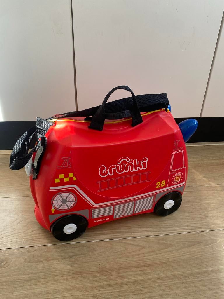 Trunki brandweerwagen handbagage koffer voor kinderen, Wieltjes, Hard kunststof, Minder dan 50 cm, Ophalen of Verzenden