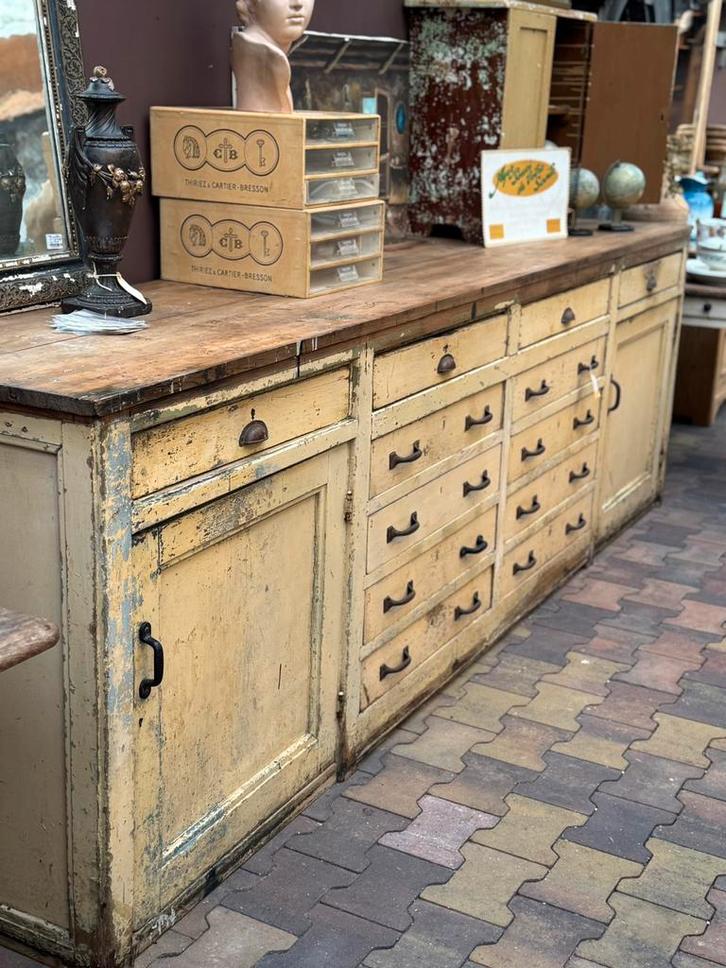 Stoer dressoir, werktafel, lades, keukenelement, massiefhout, Antiek en Kunst, Curiosa en Brocante, Ophalen
