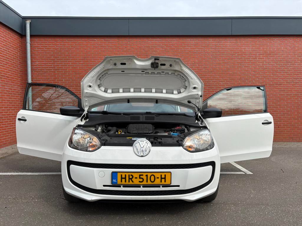 Volkswagen Up! 1.0 take up! BlueMotion AIRCO/ORG NL/NAP, Auto's, Volkswagen, Stof, Gebruikt, 840 kg, Wit