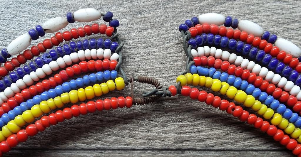 Om 1930 - 1970 Regenboog Hals Ketting Sieraad GLAS KRALEN, Ophalen of Verzenden, Overige materialen, Ketting