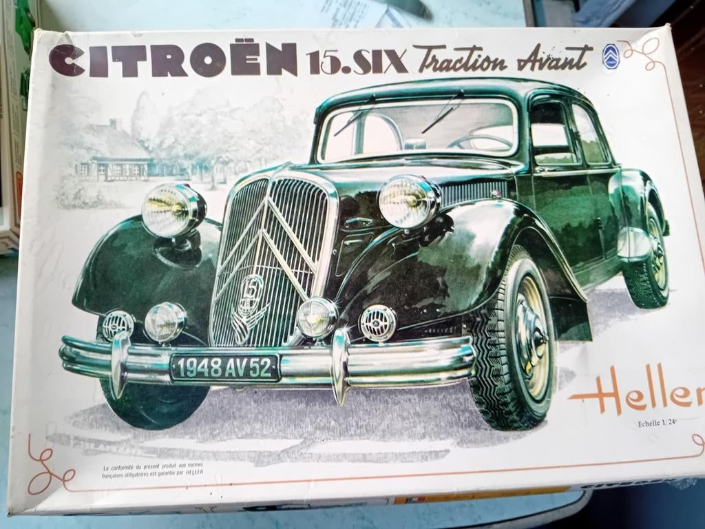 Citroën 15 Six Traction Avant, Hobby en Vrije tijd, Modelauto's | 1:24, Ophalen of Verzenden, Overige merken