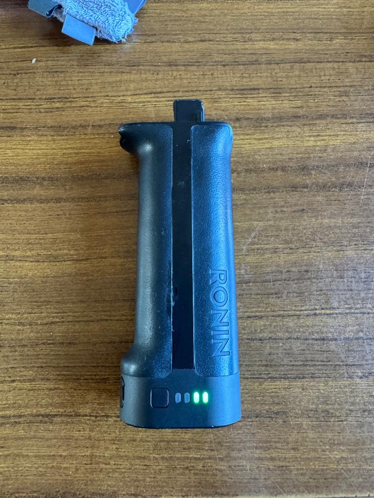 DJI rs2, 3, 4 accu ronin, Ophalen of Verzenden, Zo goed als nieuw, Oplaadbaar