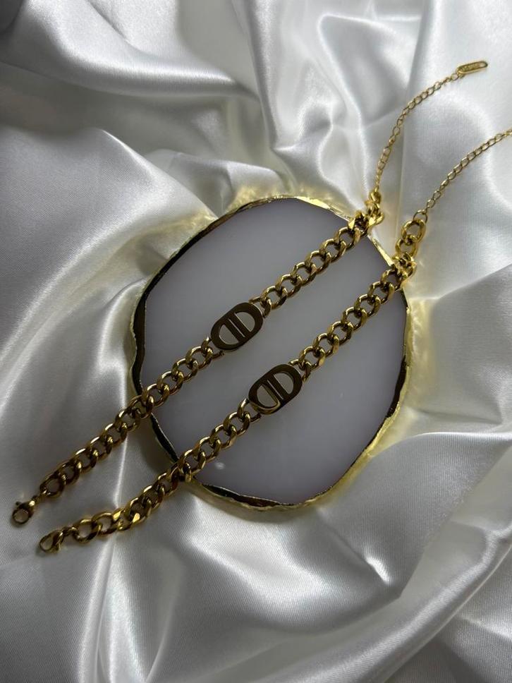 Dior elegante armband, Sieraden, Tassen en Uiterlijk, Armbanden, Nieuw, Staal, Goud, Ophalen of Verzenden