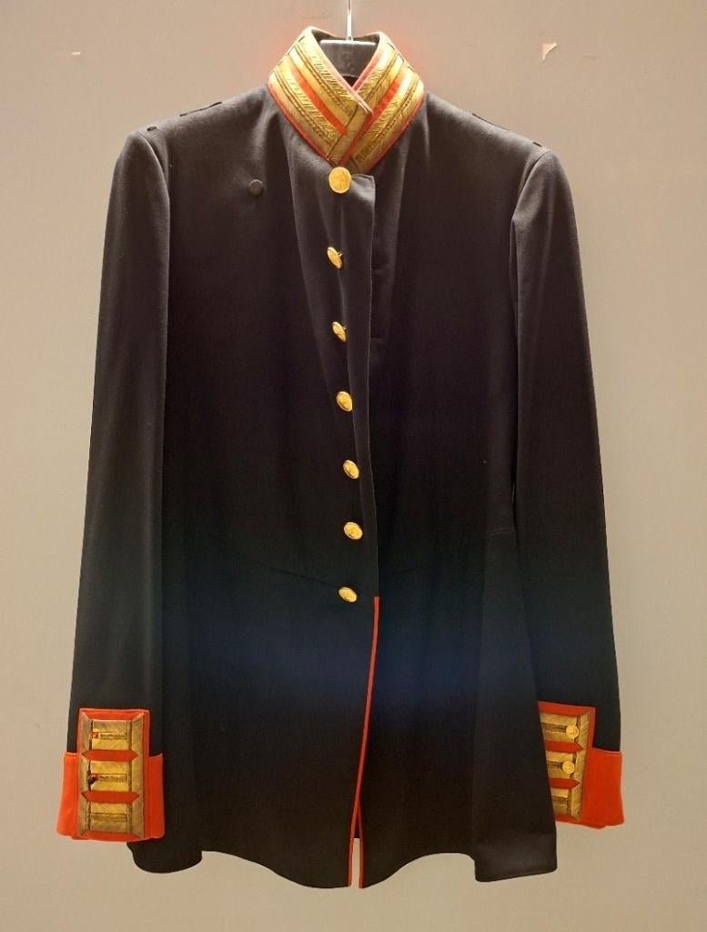 Jas Groot/Ceremonieel tenue officier Grenadiers tot 1940., Verzamelen, Ophalen of Verzenden, Landmacht, Nederland, Kleding of Schoenen