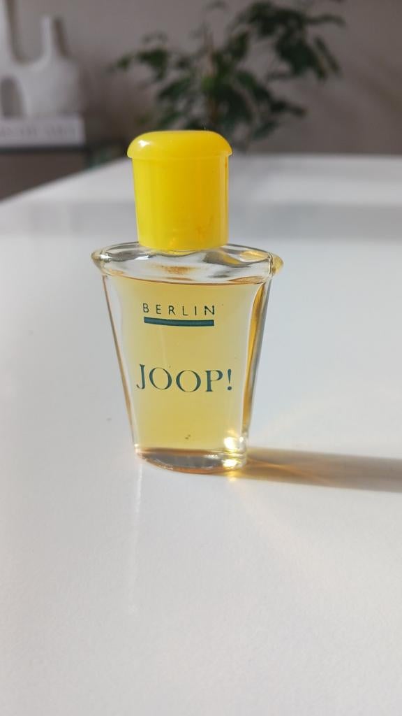 Joop! Berlin miniatuur parfum, Ophalen of Verzenden, Zo goed als nieuw, Miniatuur