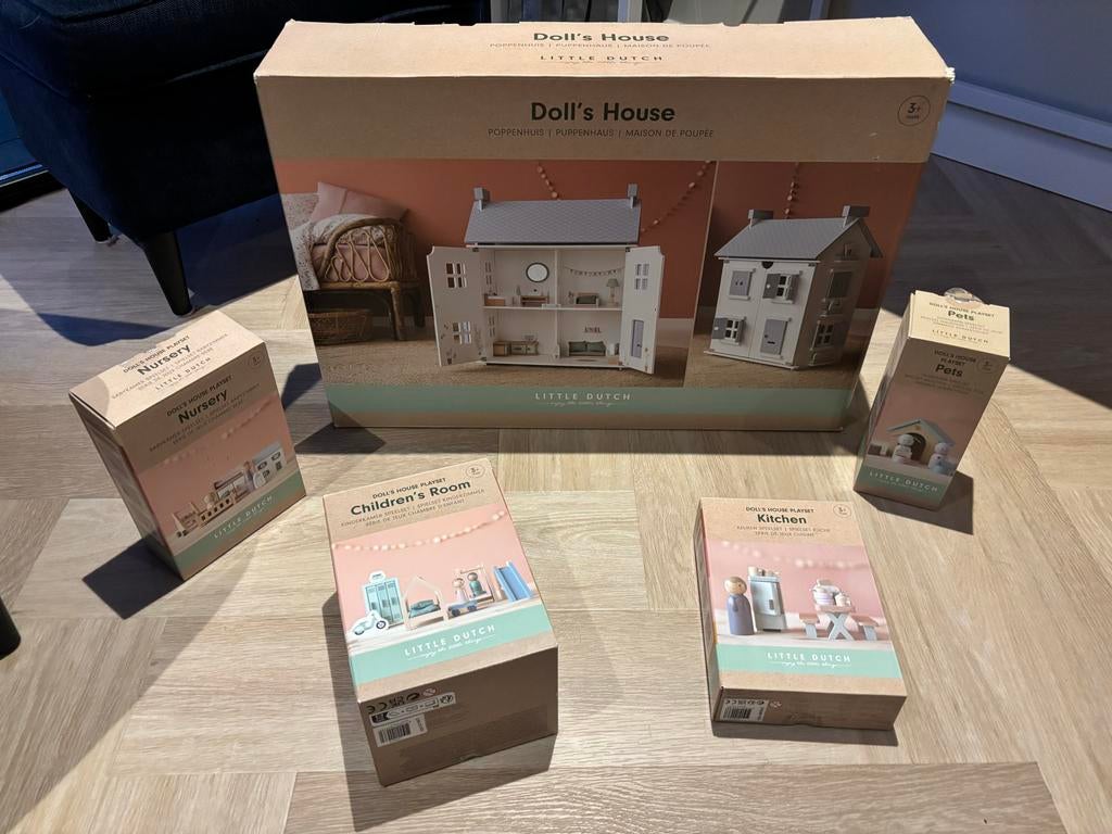 Little Dutch Poppenhuis met accessoires, Kinderen en Baby's, Ophalen of Verzenden, Zo goed als nieuw, Poppenhuis