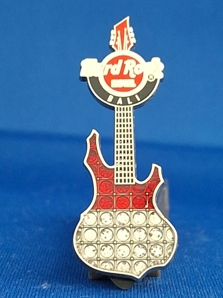 Hard Rock Cafe Bali Gitaar Pin Limited Edition genummerd, Ophalen of Verzenden, Zo goed als nieuw, Overige onderwerpen, Speldje of Pin