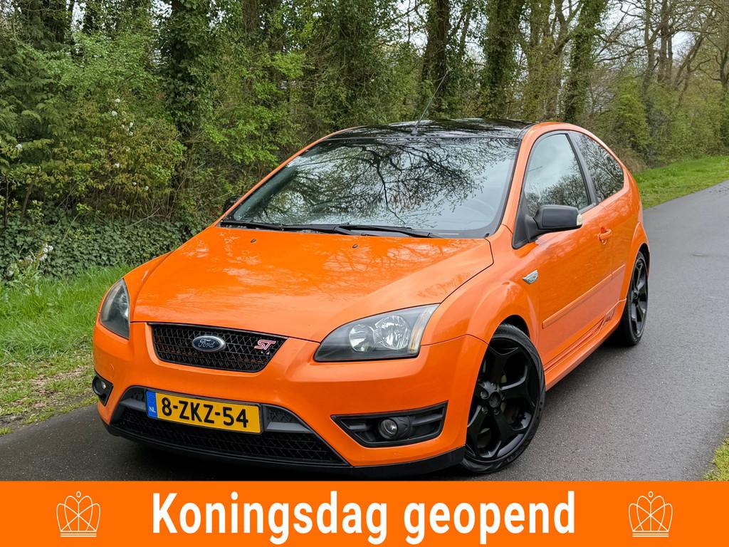 Ford Focus 2.5-20V ST |Milltek | Recaro |, Stof, Gebruikt, Zwart, 2521 cc