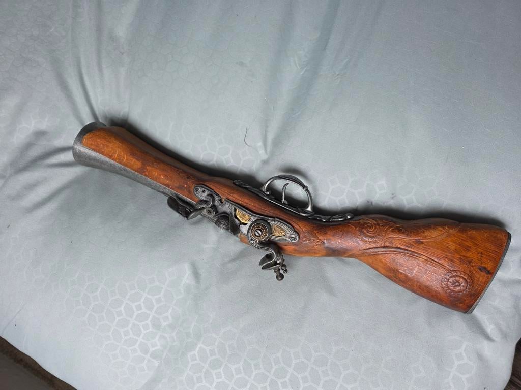 Decoratief niet-werkend pistool - Antieke stijl, Verzamelen, Ophalen of Verzenden