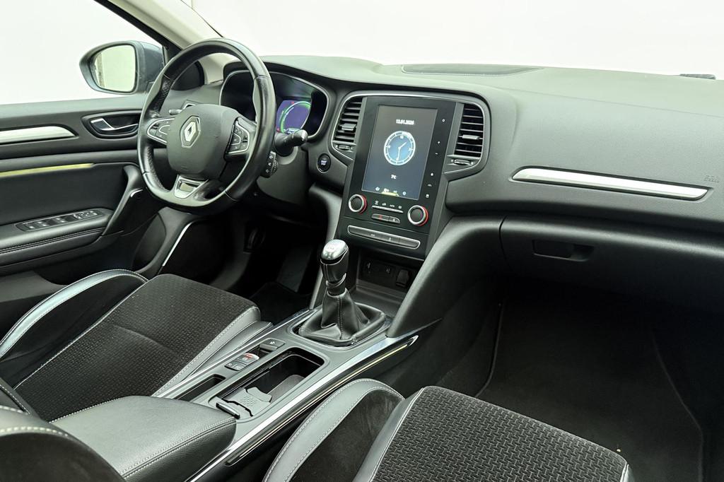Renault Mégane 1.3 TCe GT-Line | Navigatie | Apple Carplay/, Voorwielaandrijving, Stof, Euro 6, 4 cilinders