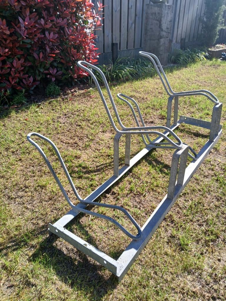 Fietsenrek voor 4 fietsen, Ophalen, Zo goed als nieuw