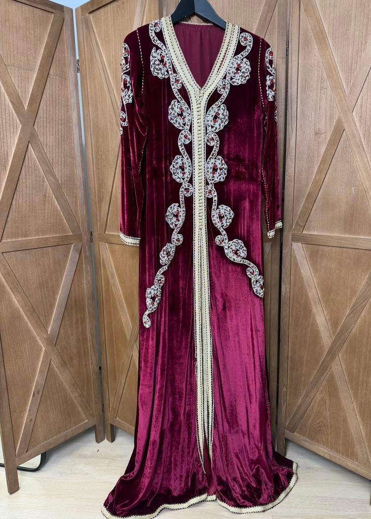 Bordeaux takchita maat s/m, Kleding | Dames, Gelegenheidskleding, Overige typen, Gedragen, Rood, Ophalen