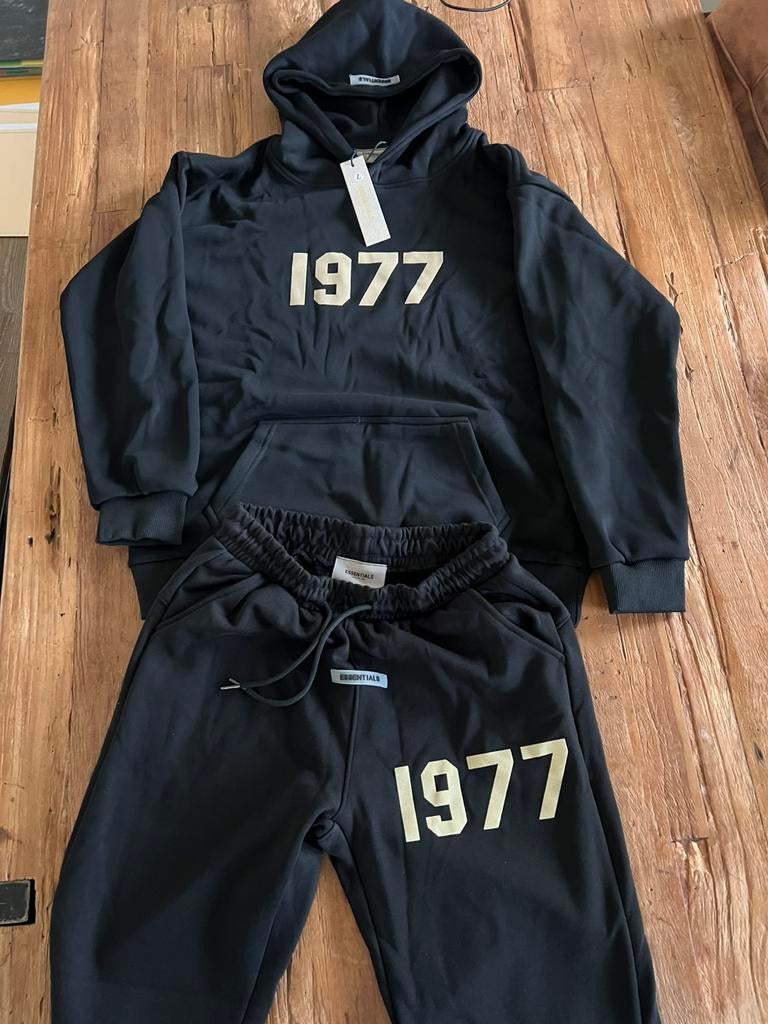 Easentials 1977 tracksuit, Ophalen of Verzenden, Zo goed als nieuw
