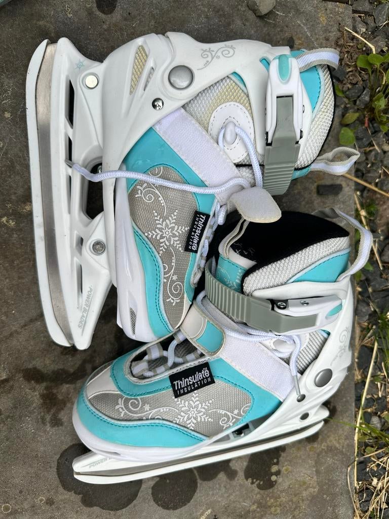 Kinderschaatsen verstelbaar maat 29-33 met accessoires, Sport en Fitness, Schaatsen, Ophalen of Verzenden, Gebruikt, Overige typen