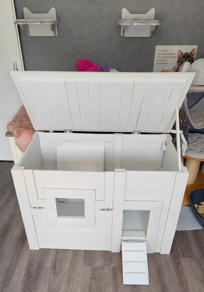 Zeer mooie bevallingskist/werpkist voor katten, Ophalen, Zo goed als nieuw