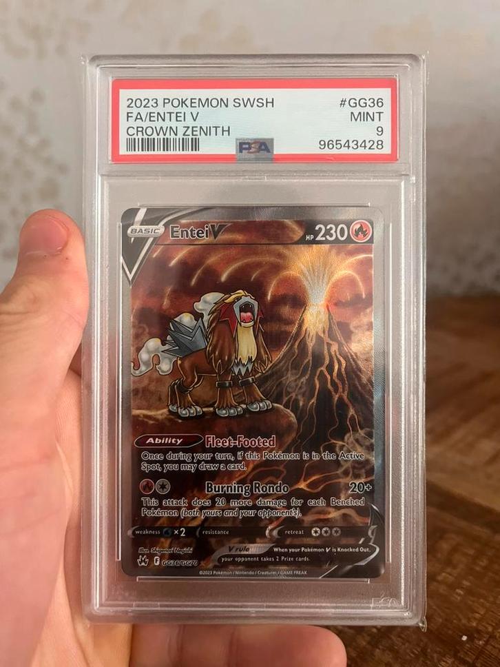 Pokemon TCG - Entei V #GG36 PSA 9 (Crown Zenith), Hobby en Vrije tijd, Verzamelkaartspellen | Pokémon, Nieuw, Losse kaart, Foil