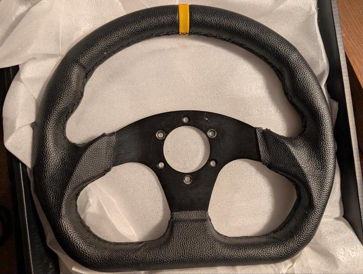 D-vormig (Simracing) Stuur, Spelcomputers en Games, Games | Overige, Zo goed als nieuw, Racen en Vliegen, Ophalen of Verzenden