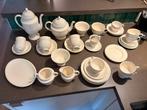 Wedgwood Edme koffieservies met gebaksschotels, Gebruikt, Ophalen of Verzenden, Wedgwood, Porselein