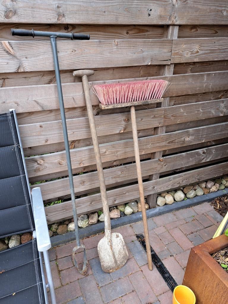 Grondboor en 1 schep en 1 bezem voor tuin en klus, Ophalen, Gebruikt, Grondboor, Talent