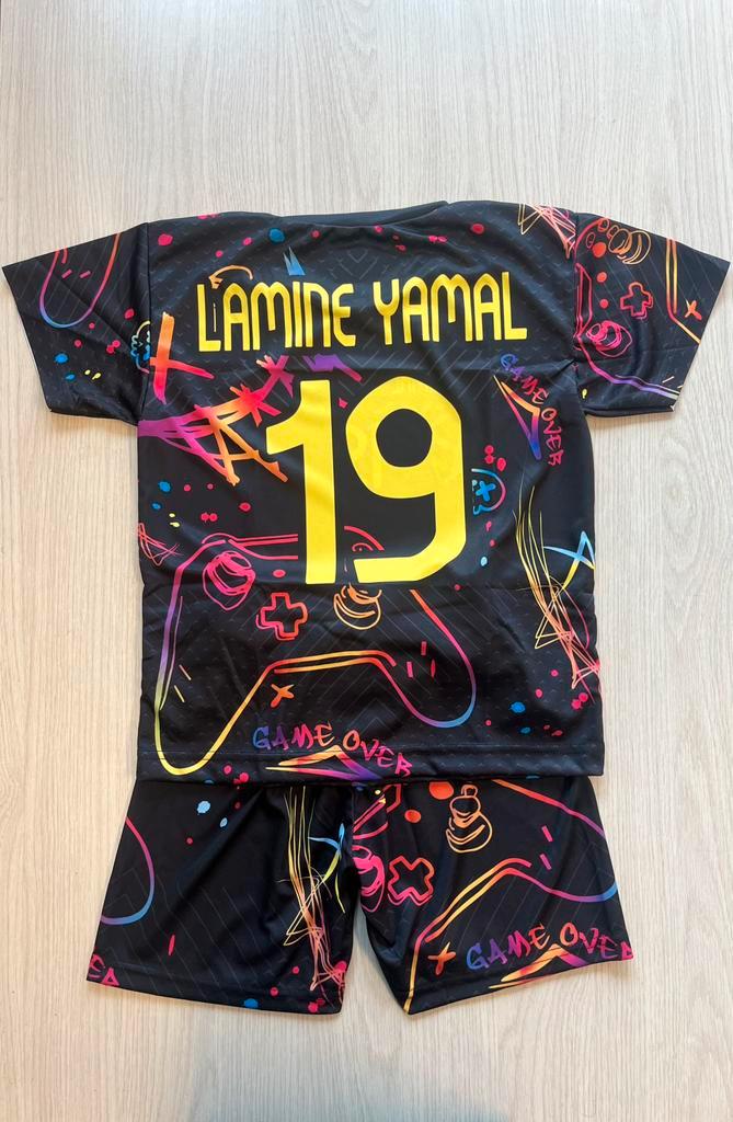 Lamine yamal voetbaltenue voetbalshirt met broek voetbal set, Sport en Fitness, Voetbal, Nieuw, Set, Ophalen of Verzenden