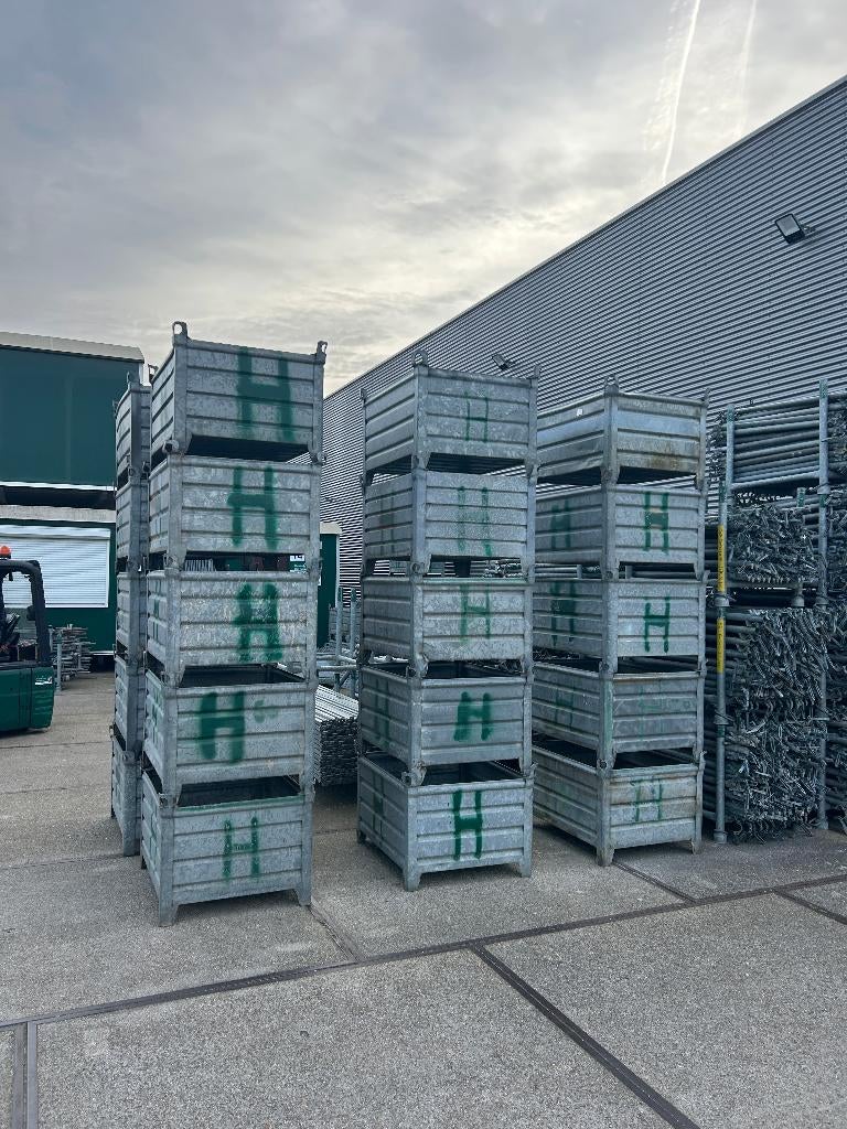 20x gegalvaniseerde stalen stapelbakken, Ophalen, Gebruikt, Overige typen, 2 tot 5 meter