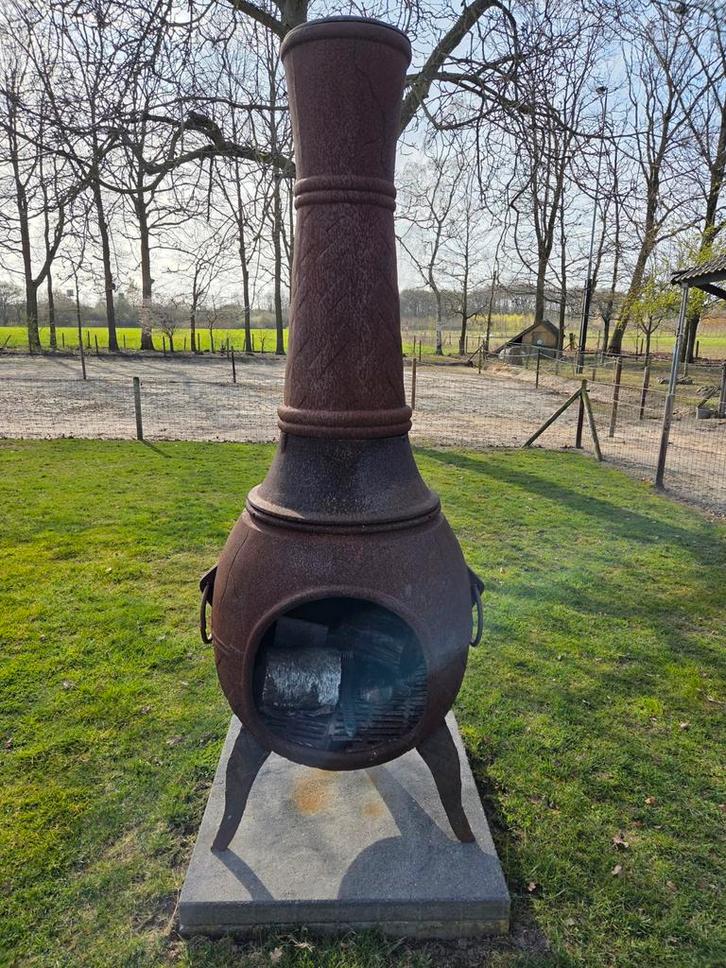 Zware gietijzeren vuurpot / bbq uit 2 delen terraskachel, Tuin en Terras, Tuinhaarden, Ophalen