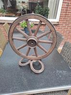 Te koop: Prachtig  oud wagenwiel, Ophalen