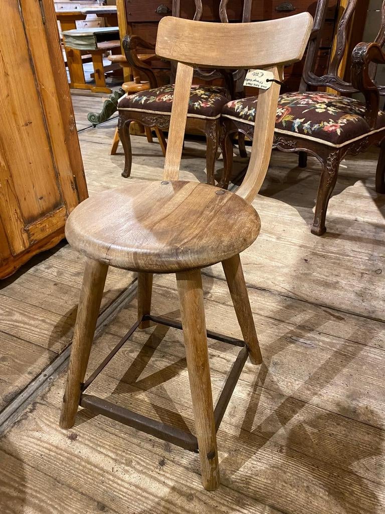 Antiek stoeltje fabrieksstoeltje Albert Menger, Antiek en Kunst, Antiek | Meubels | Stoelen en Banken, Ophalen