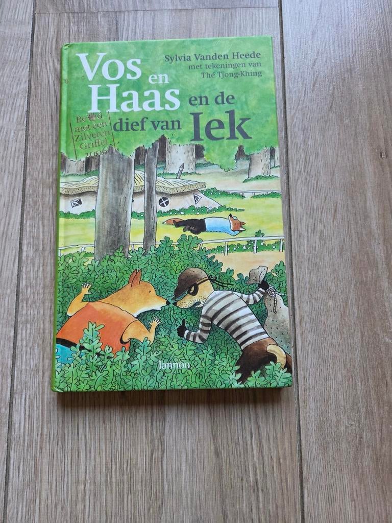 Vos en Haas en de Dief van Iek, Ophalen of Verzenden, Gelezen, Fictie algemeen