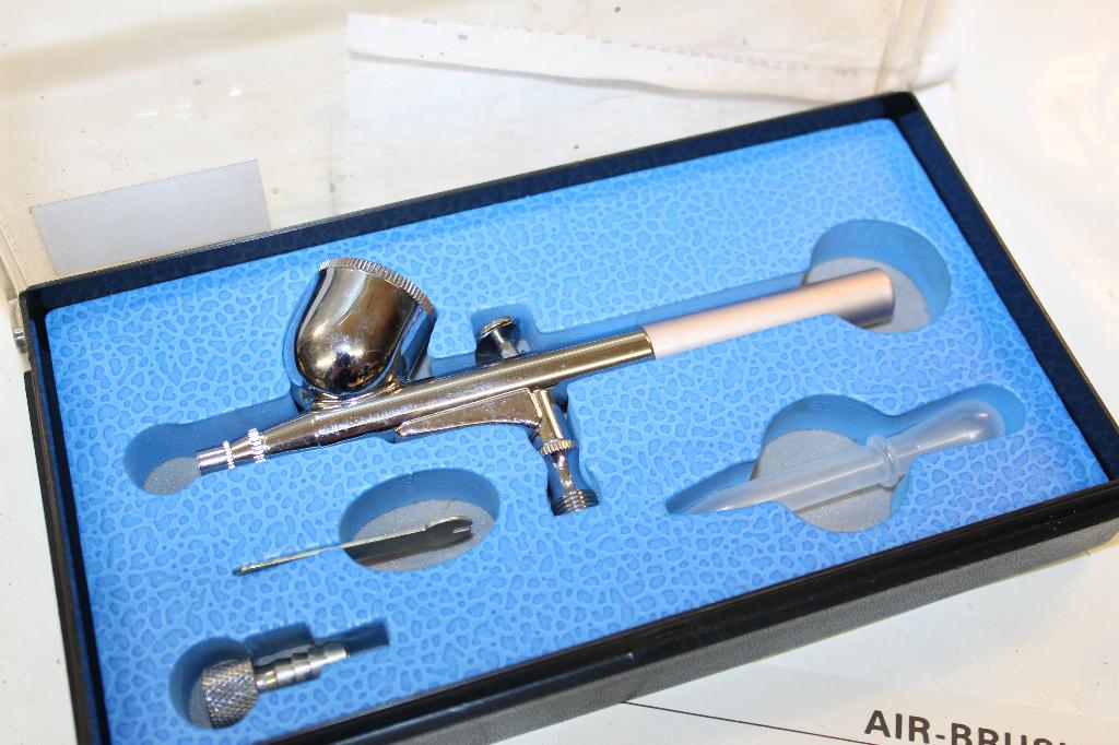 airbrush set met noozle - Painting, Ophalen of Verzenden, Nieuw, Airbrush en Toebehoren