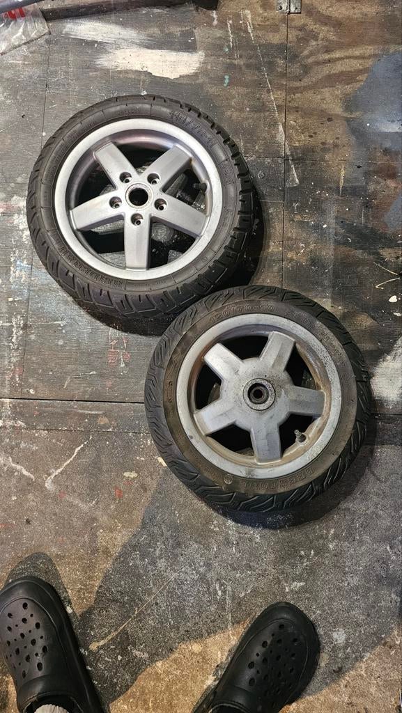 Vespa LX wielen voor en achter, Fietsen en Brommers, Brommeronderdelen | Scooters, Ophalen, Gebruikt, Overige typen, Piaggio