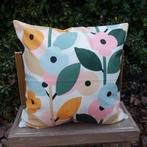 Retro scandinavische kussenhoes Bloom 45 x 45 cm, Dekussenkraam@gmail.com, Overige kleuren, Verzenden, De kussenkraam